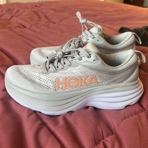 Hoka Bondi 8